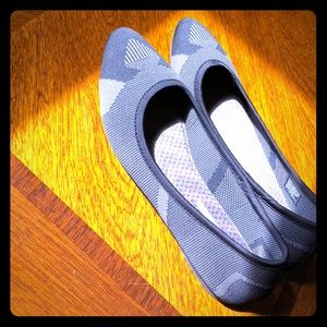 Skechers memory foam flats
